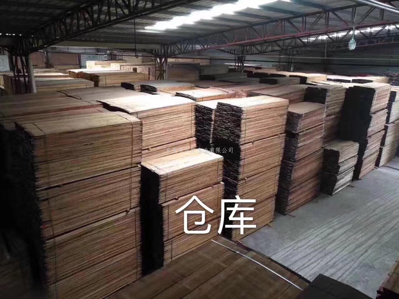 5.1雙發(fā)優(yōu)惠大酬賓活動(dòng)，趕緊來(lái)參加，有買有送，多買多送！